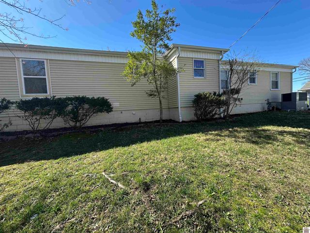 901 Pine Street, Benton, KY 42025