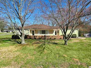 901 Pine Street, Benton, KY 42025