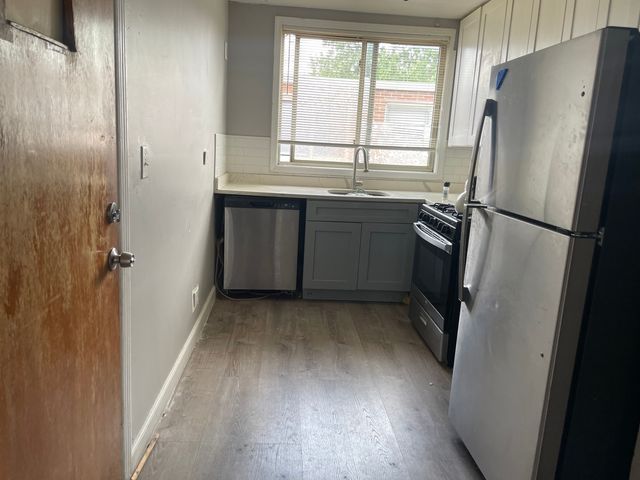 2245 W Farwell Avenue 3A, Chicago, IL 60645