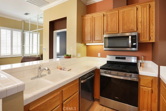 114 Byrnes, Placentia, CA 92870