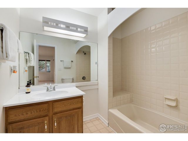 142 Meadowlook Way, Boulder, CO 80304