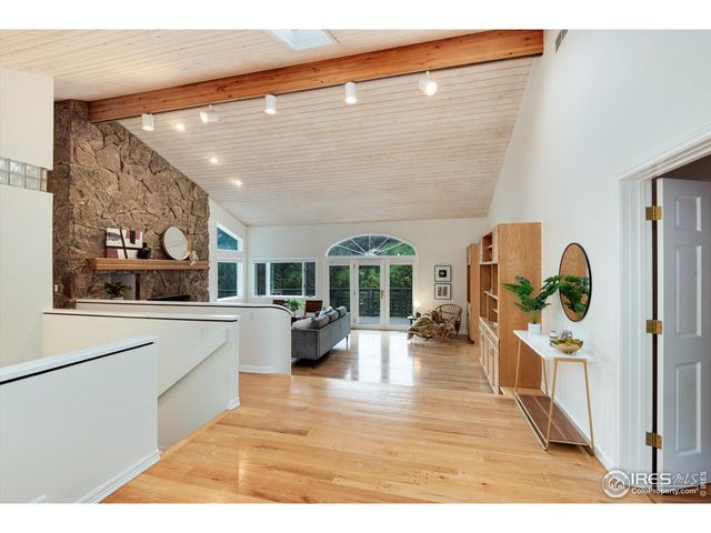 142 Meadowlook Way, Boulder, CO 80304