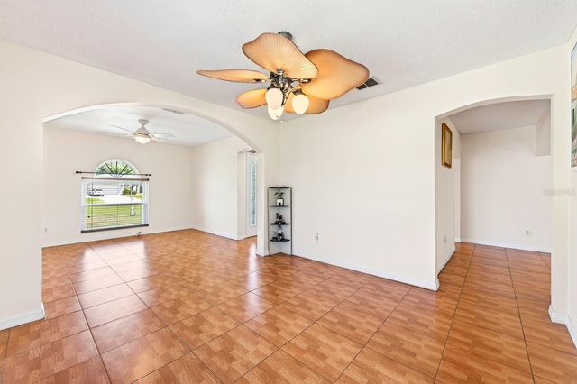 2540 WINNERS CIRCLE, Kissimmee, FL 34744