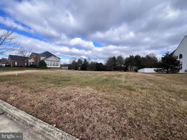 211 LISMORE DR, Fort Washington, MD 20744