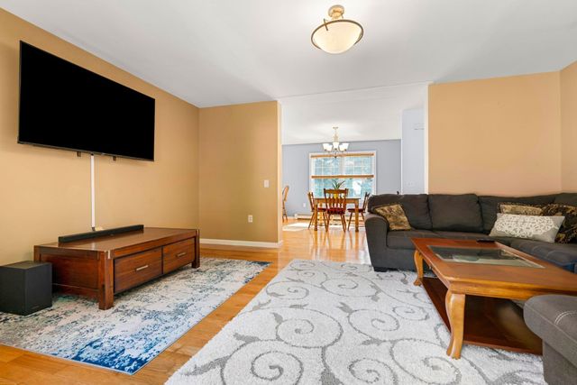 41 Ridgeview Drive, Milton, NH 03851