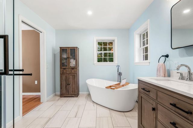 41 Ridgeview Drive, Milton, NH 03851