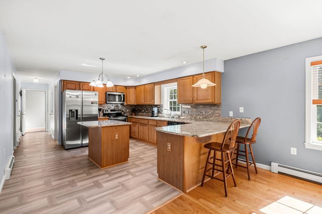 41 Ridgeview Drive, Milton, NH 03851