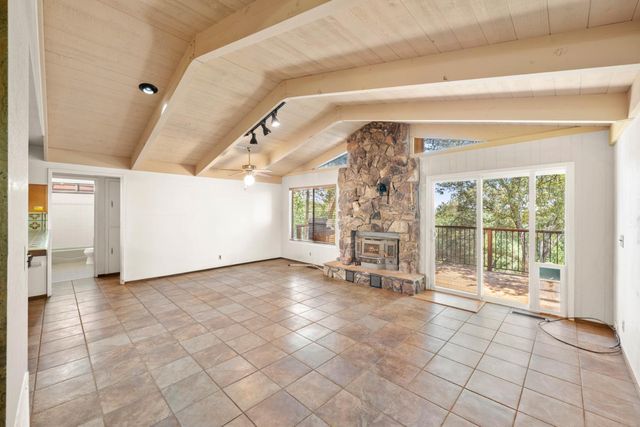 24769 Ridge Top Ct, Auburn, CA 95602