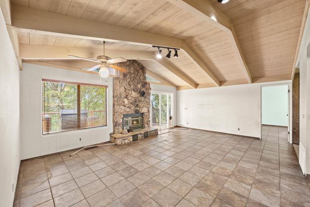 24769 Ridge Top Ct, Auburn, CA 95602