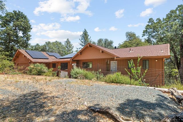 24769 Ridge Top Ct, Auburn, CA 95602