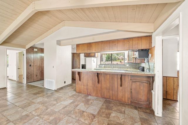 24769 Ridge Top Ct, Auburn, CA 95602