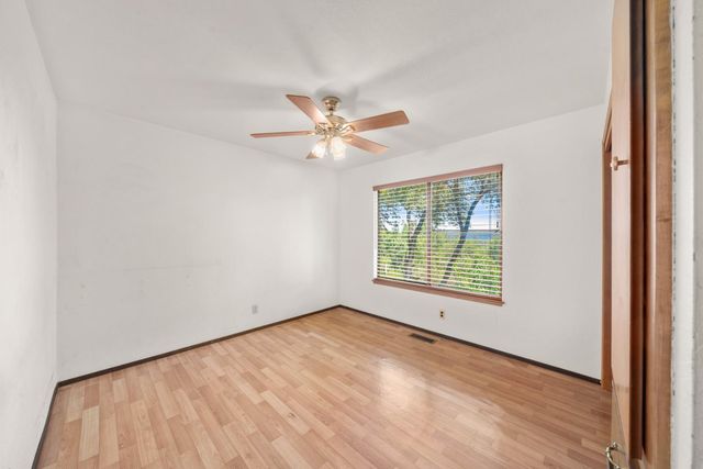 24769 Ridge Top Ct, Auburn, CA 95602