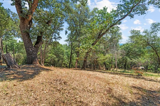 24769 Ridge Top Ct, Auburn, CA 95602
