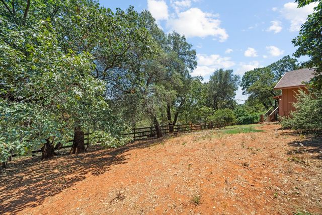 24769 Ridge Top Ct, Auburn, CA 95602