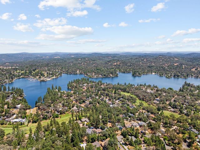 24769 Ridge Top Ct, Auburn, CA 95602