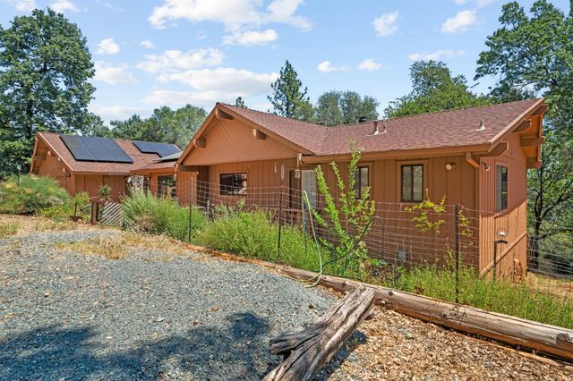 24769 Ridge Top Ct, Auburn, CA 95602