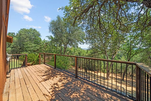 24769 Ridge Top Ct, Auburn, CA 95602