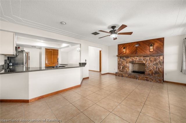 2227 Pinewood Boulevard, Sebring, FL 33870