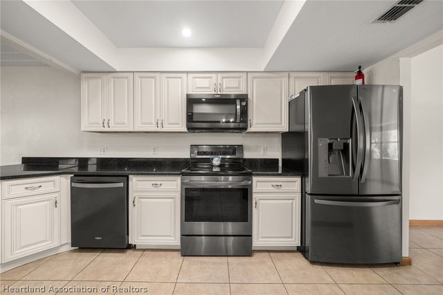 2227 Pinewood Boulevard, Sebring, FL 33870