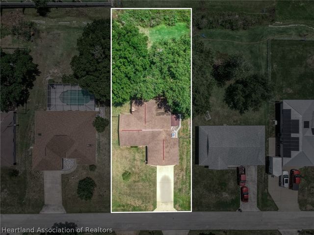 2227 Pinewood Boulevard, Sebring, FL 33870