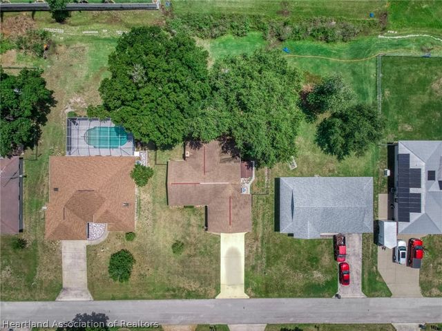 2227 Pinewood Boulevard, Sebring, FL 33870