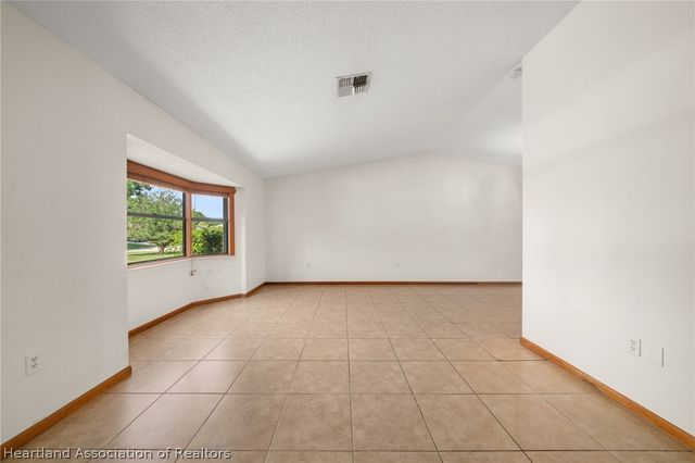 2227 Pinewood Boulevard, Sebring, FL 33870
