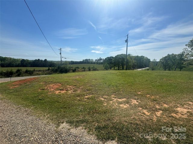 374 W V Thompson Road, Rutherfordton, NC 28139