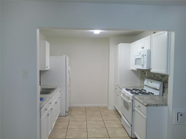 12435 W Village Drive A, Houston, TX 77039
