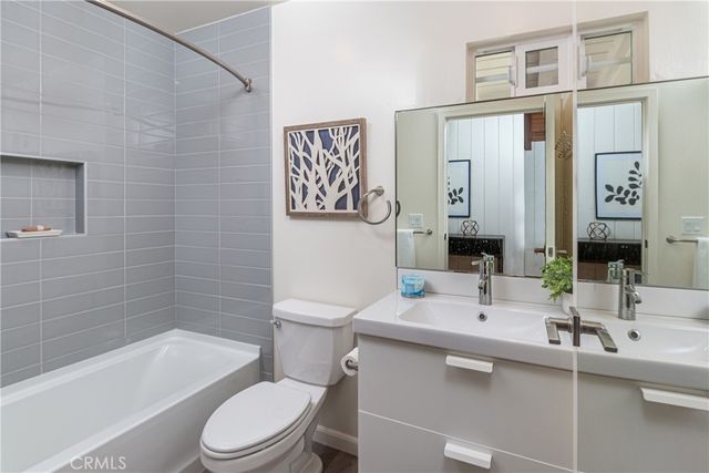 432 N Beachwood Drive, Burbank, CA 91506