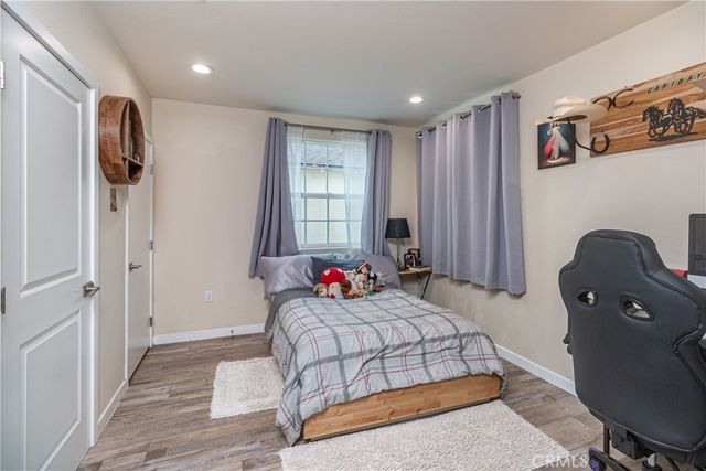 432 N Beachwood Drive, Burbank, CA 91506