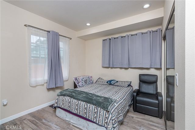 432 N Beachwood Drive, Burbank, CA 91506
