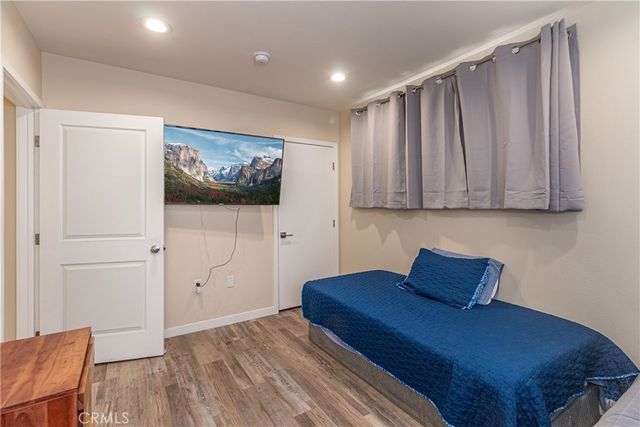 432 N Beachwood Drive, Burbank, CA 91506