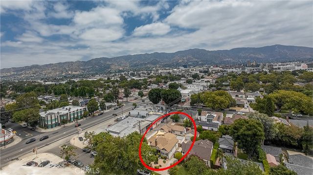 432 N Beachwood Drive, Burbank, CA 91506