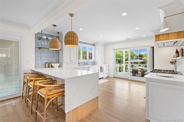 4 Carriage Lane, Southampton, NY 11968