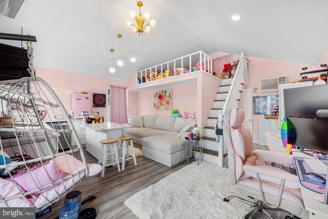 121 CLEVELAND AVE, Riverside, NJ 08075