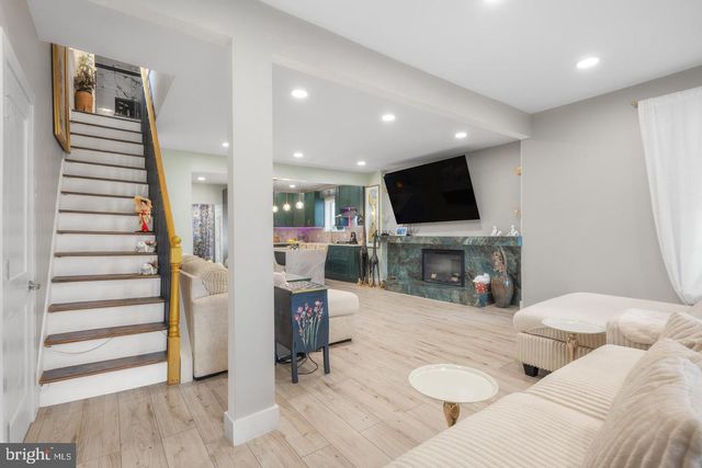 121 CLEVELAND AVE, Riverside, NJ 08075