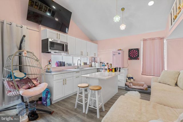 121 CLEVELAND AVE, Riverside, NJ 08075