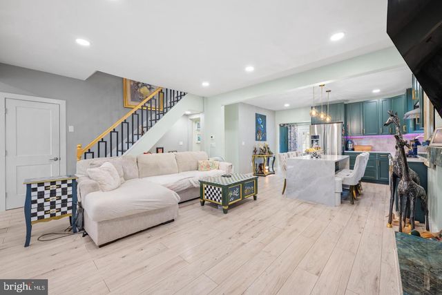 121 CLEVELAND AVE, Riverside, NJ 08075