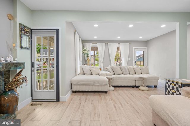 121 CLEVELAND AVE, Riverside, NJ 08075