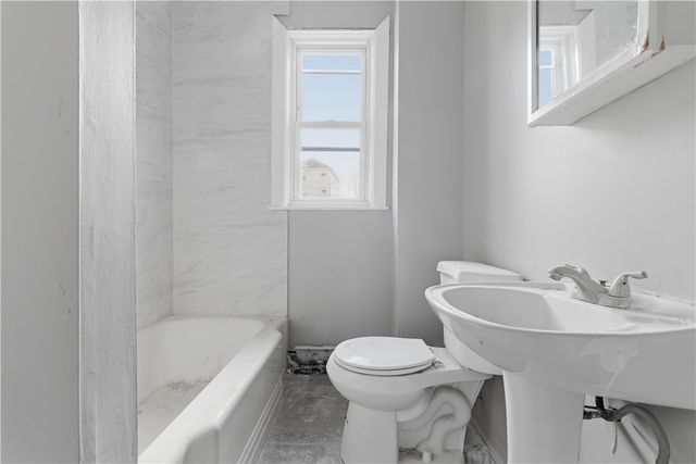 35 Gray Street, Providence, RI 02909