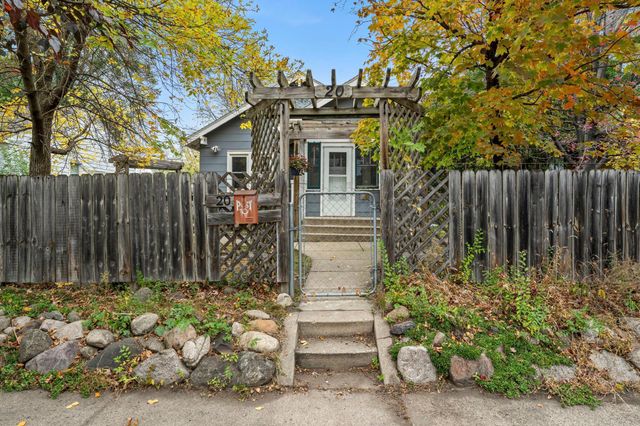 20 Columbia Avenue SE, Saint Cloud, MN 56304
