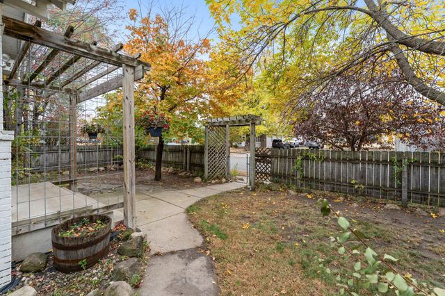 20 Columbia Avenue SE, Saint Cloud, MN 56304