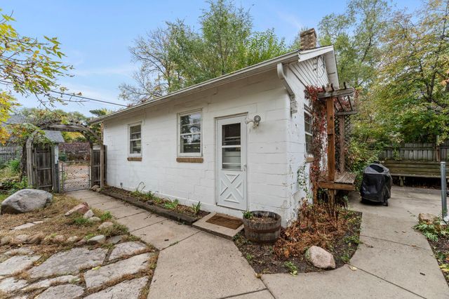 20 Columbia Avenue SE, Saint Cloud, MN 56304