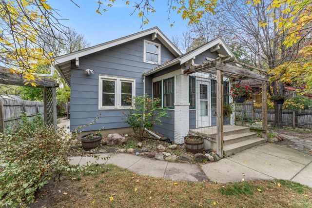 20 Columbia Avenue SE, Saint Cloud, MN 56304