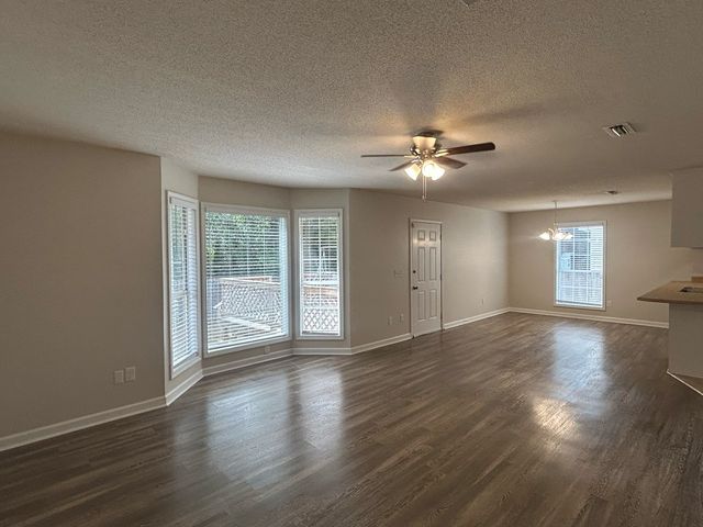 120 Radford Circle, Dothan, AL 36301