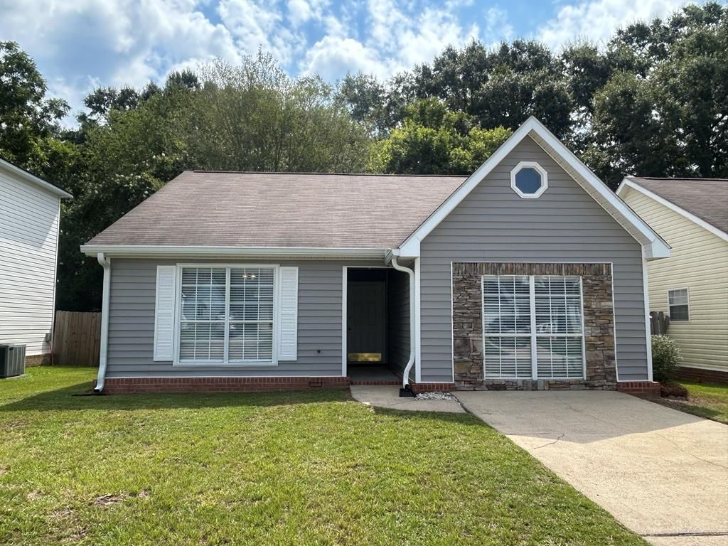 120 Radford Circle, Dothan, AL 36301