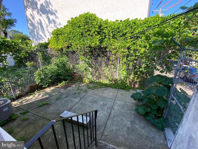 1617 W OXFORD ST, Philadelphia, PA 19121