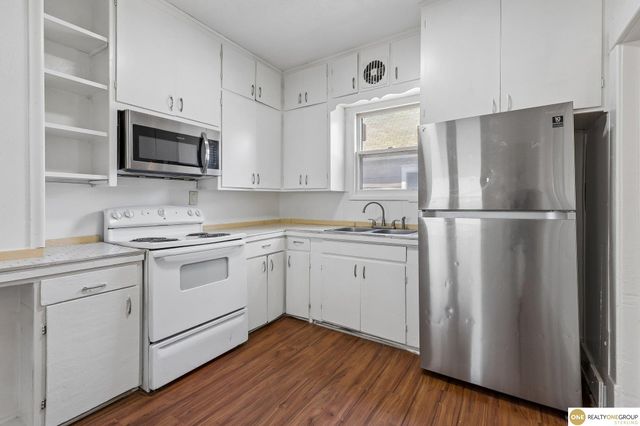 5139 S 41st Street, Omaha, NE 68107