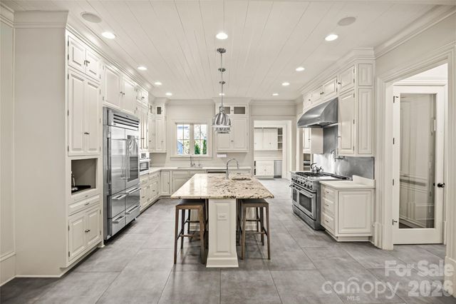 1794 Sterling Road, Charlotte, NC 28209