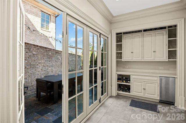 1794 Sterling Road, Charlotte, NC 28209